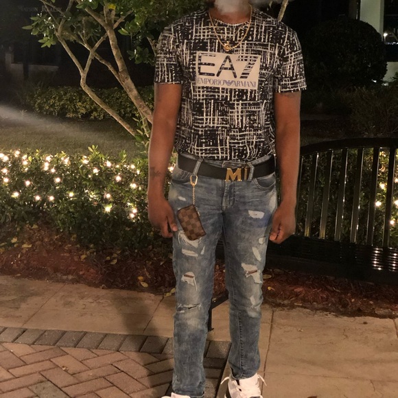 Meet the Posher - Picture 3 of 5